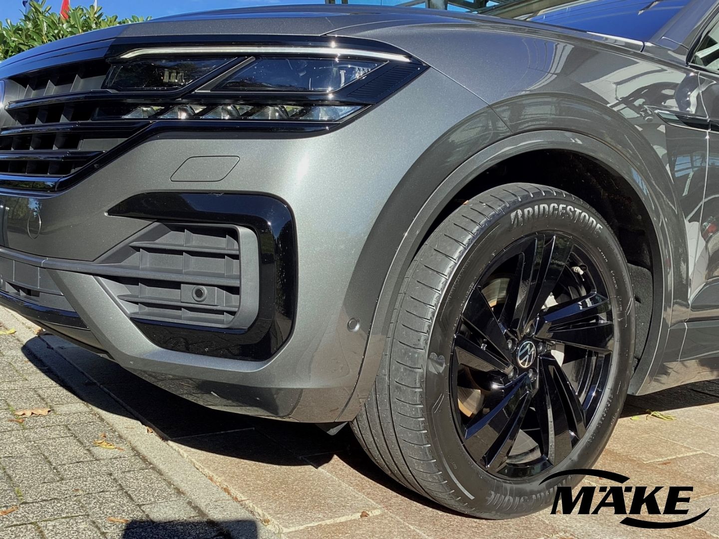 Touareg R-Line 3.0 TDI DSG 4m PD LUFTFED LEDER