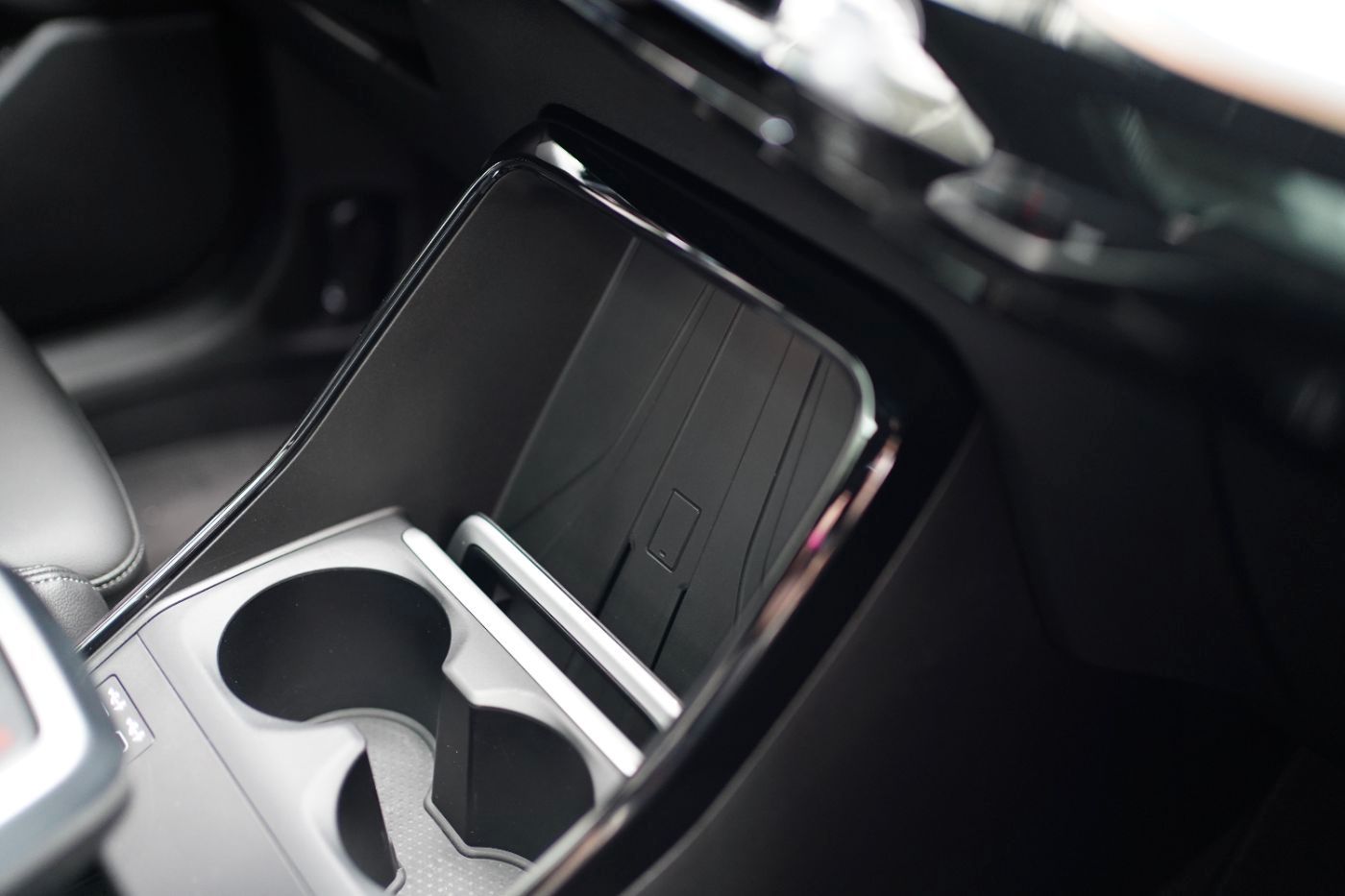 Fahrzeugabbildung BMW 223iA Active Tourer M Sport Glasdach+AHK+Head Up