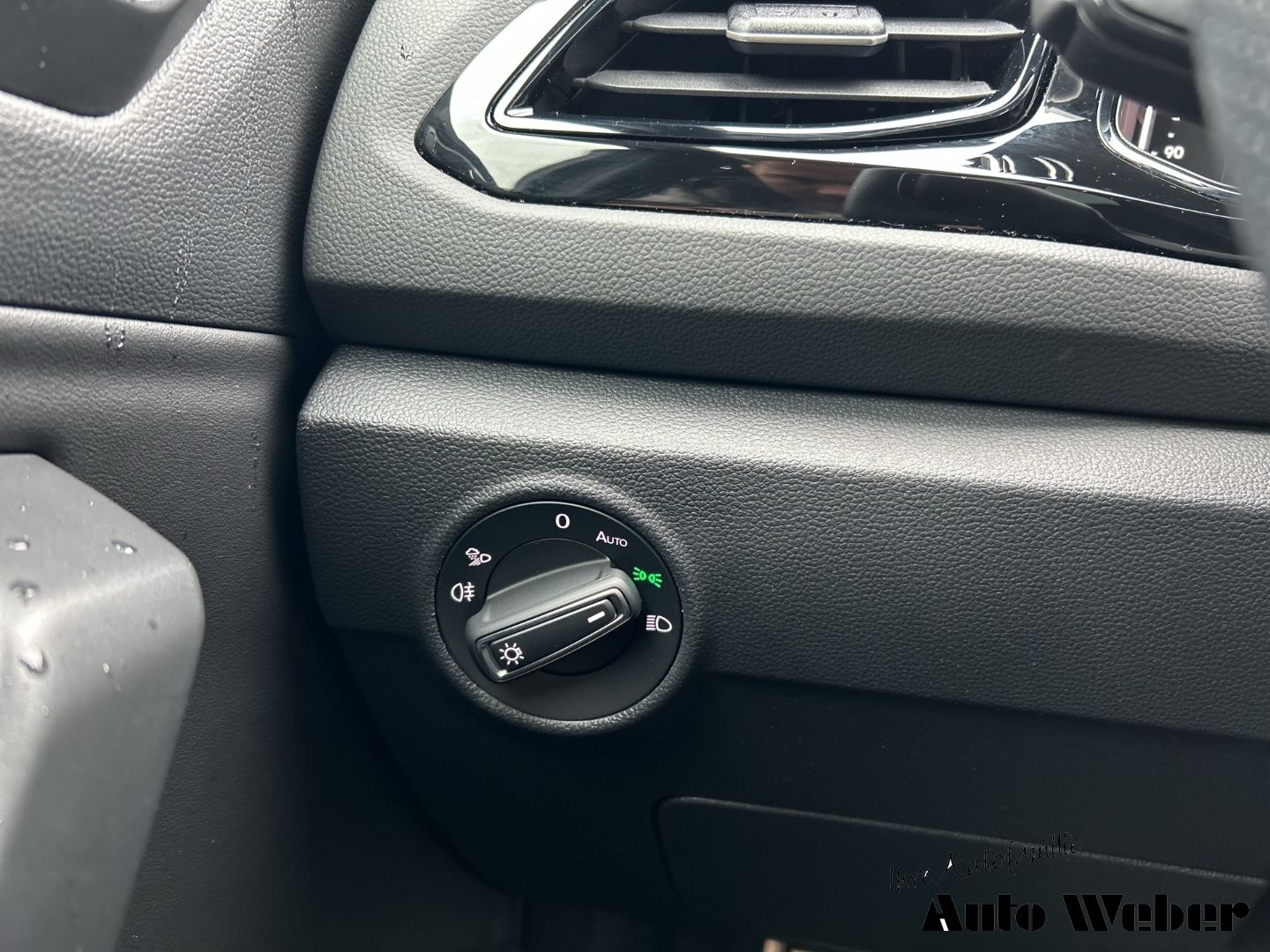 Volkswagen T-Roc - Bild 15