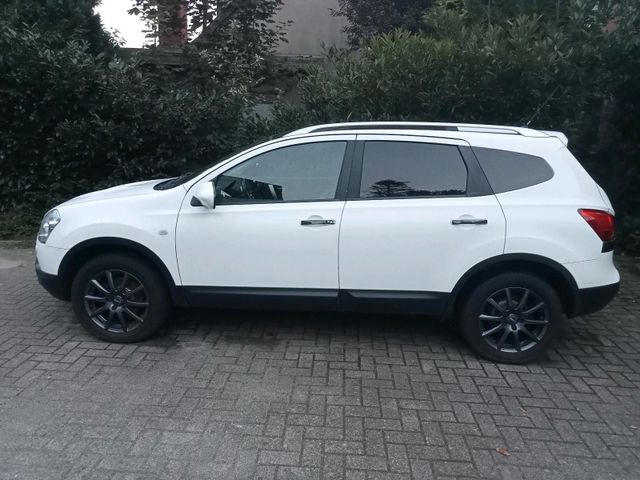 Nissan Qashqai +2