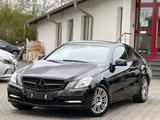 Mercedes-Benz E 200 AVANTGARDE LED NAVI SHZ BLTH - Mercedes-Benz E-Klasse aus 2011: Coupe