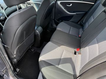 Hyundai i30 cw Trend+Klima+SHZ+Autom.+Garantie