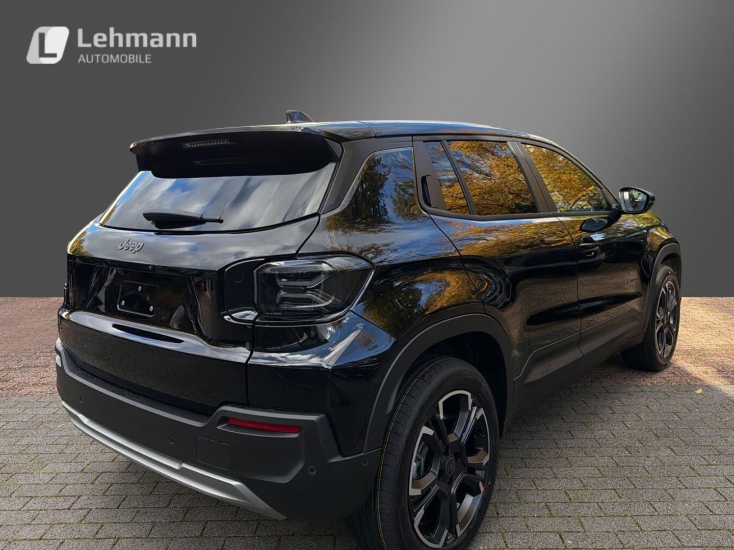 Fahrzeugabbildung Jeep Avenger Summit Elektro Leder Panoramadach MY2027