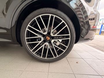 Porsche Cayenne - 5
