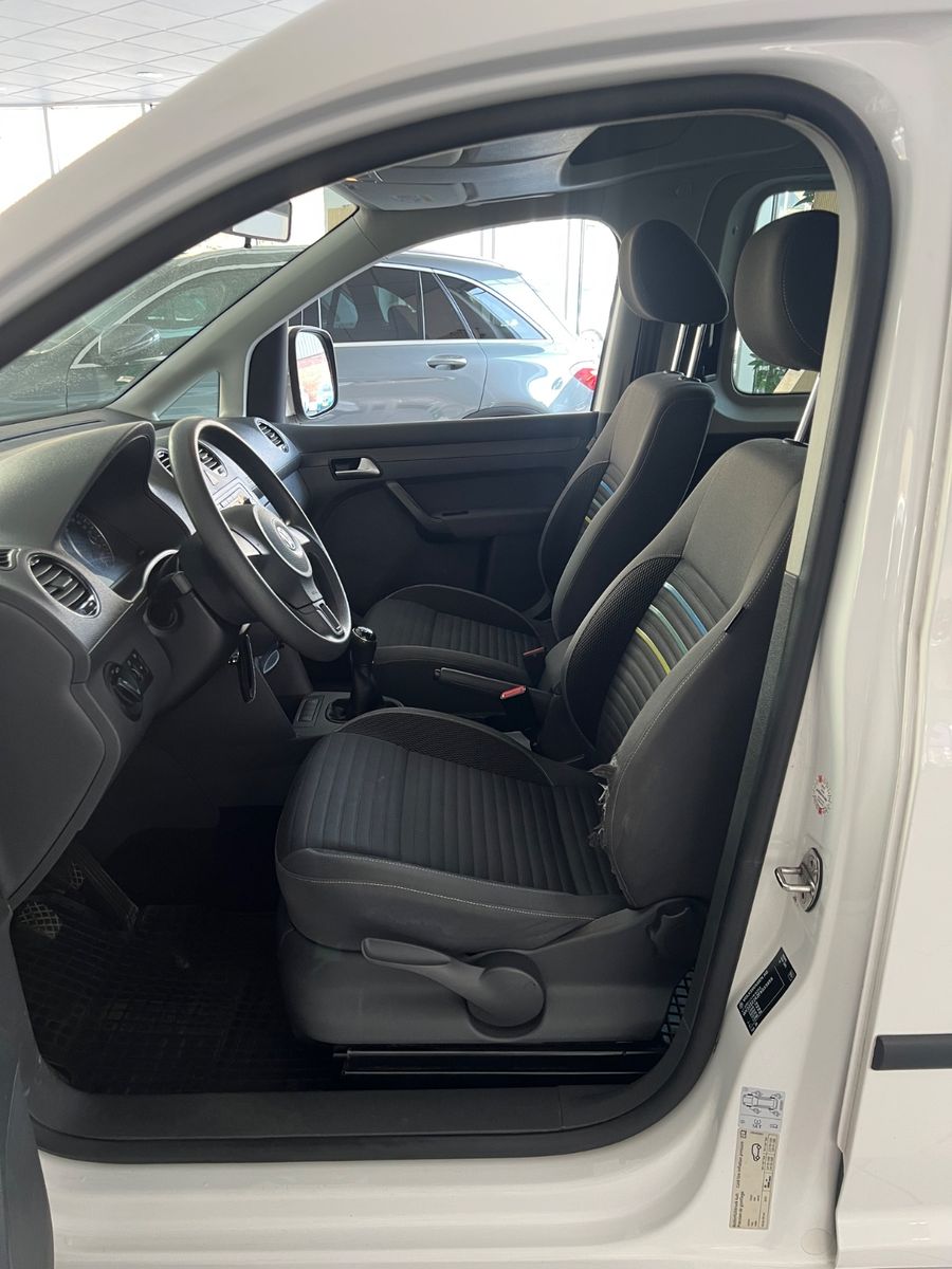 Fahrzeugabbildung Volkswagen Caddy Kombi Soccer
