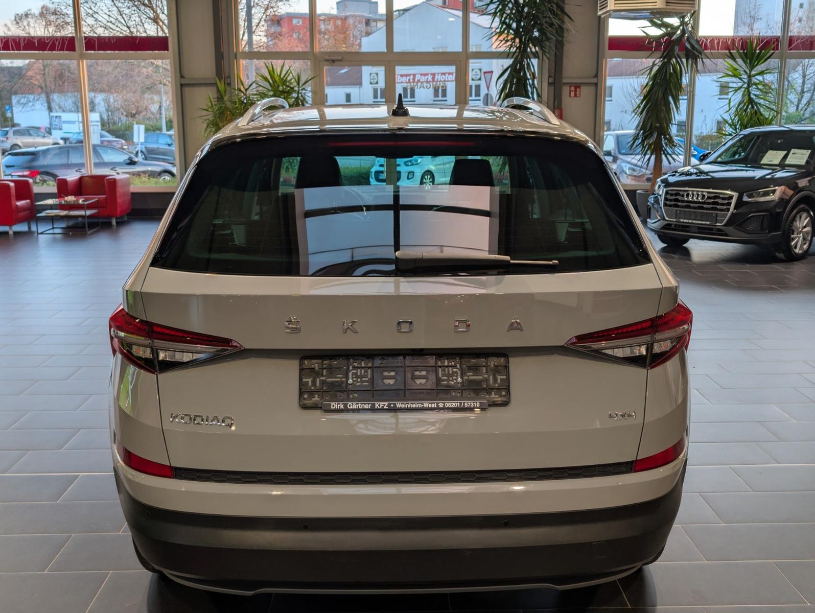 Skoda Kodiaq 2.0 TSI 4x4 DSG Style 8-fach 1.Hand, миниатюра 4