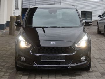 Fahrzeugabbildung Ford S-Max ST-Line - 7 Sitze, Memory Funktion