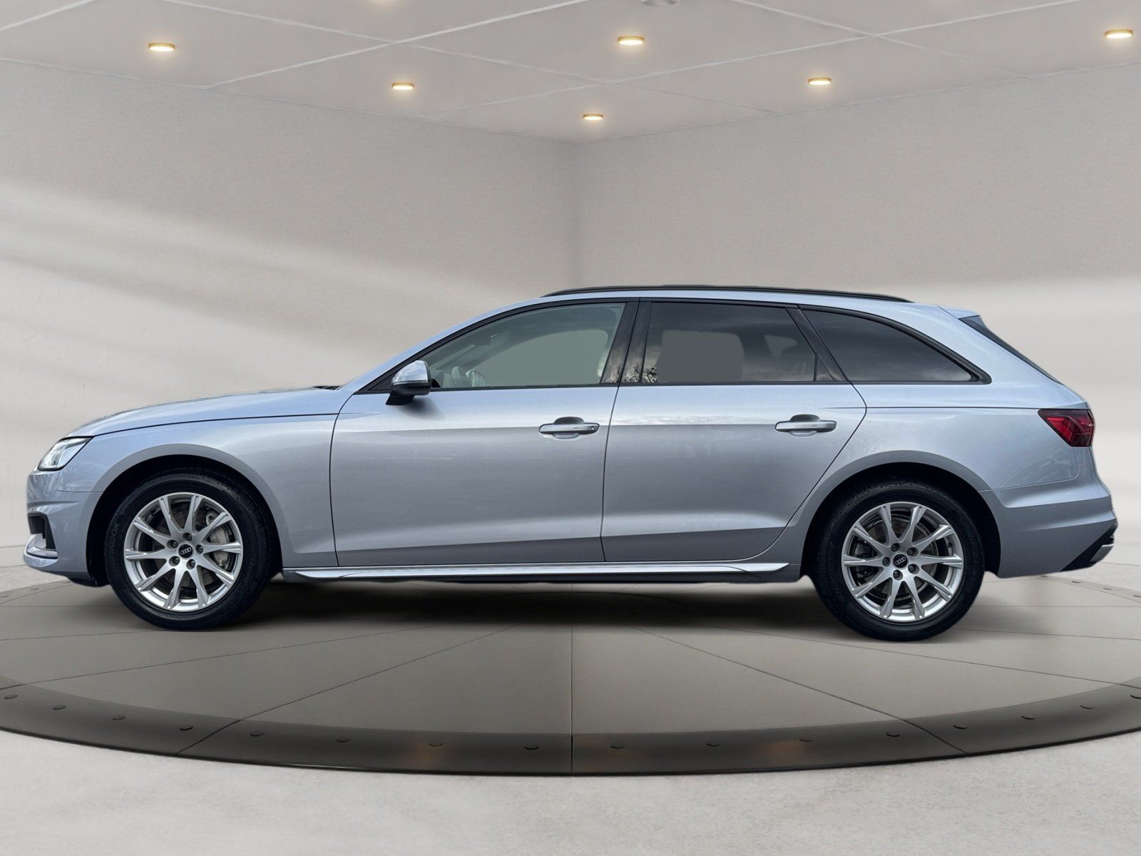 Audi A4 Avant advanced 40TDI quattro S tronic HUD,PDC imagem 3