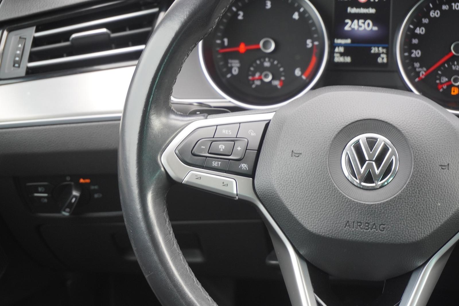 Volkswagen Passat 2.0 TDI R-Line DSG LED ACC AHK, миниатюра 26