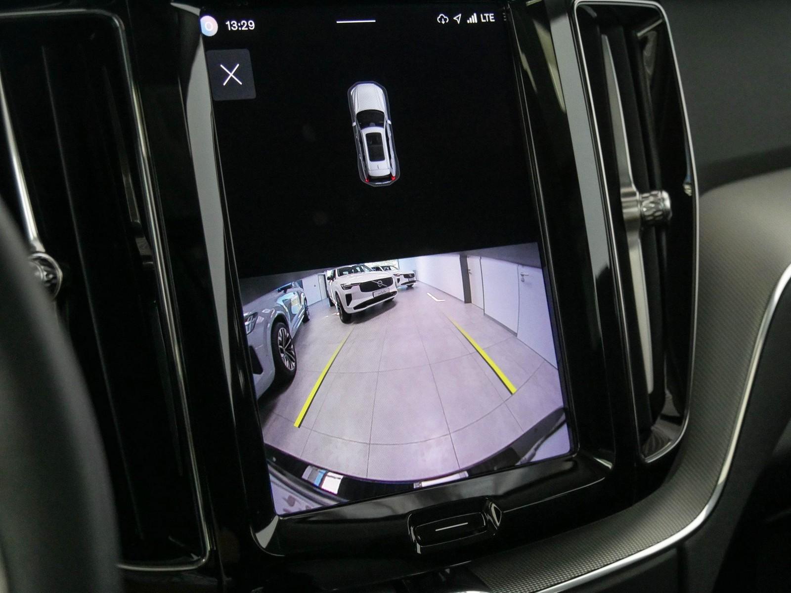 Volvo XC60 T6 AWD Recharge Plus Dark #LED/PDC/RFK/Harm