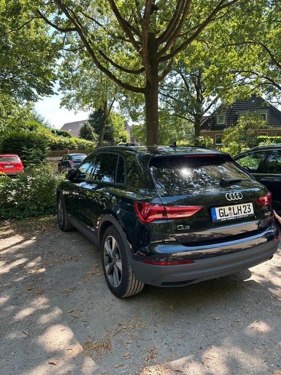 Image of Audi Q3