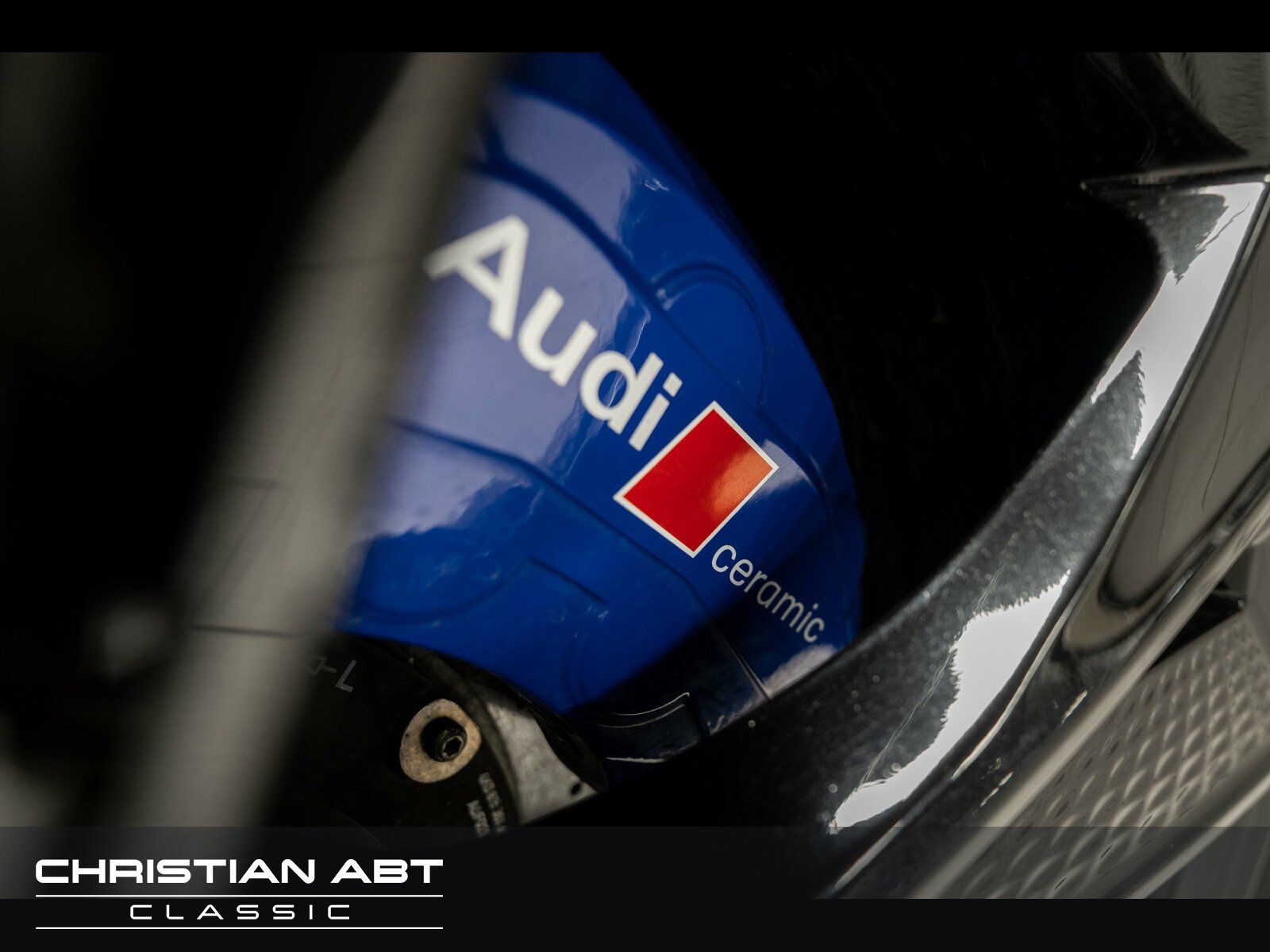 Fahrzeugabbildung Audi RS 6 Avant 4.0 TFSI quattro B&O Keramik Pano