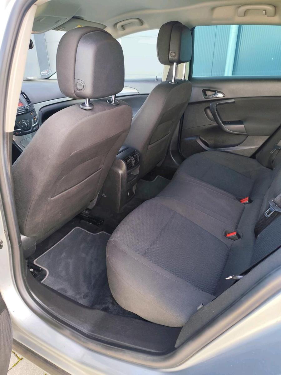 Opel Insignia 2014 — photo 12