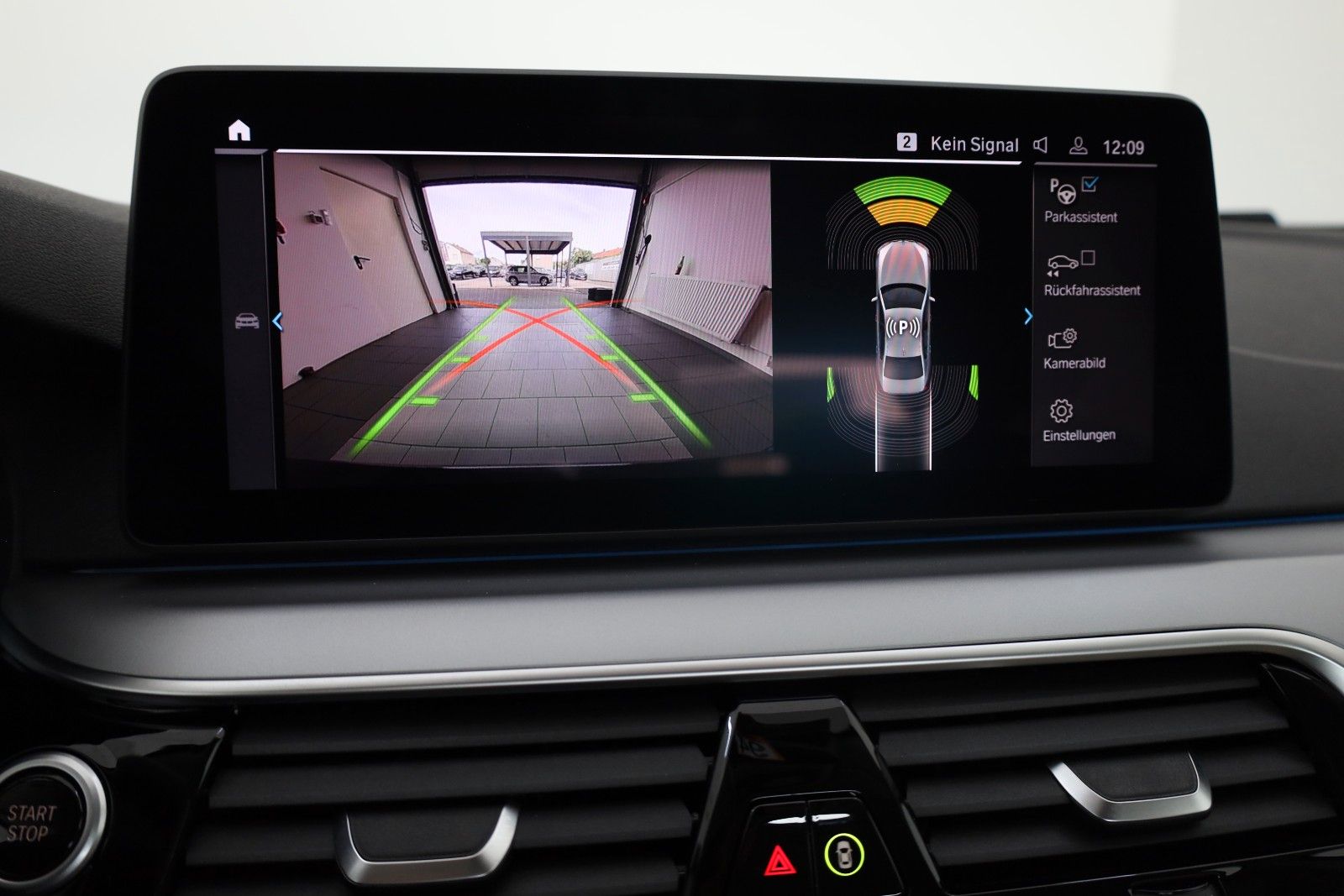 Fahrzeugabbildung BMW 530 e Limousine,Leder,Navi,LED,SH,Kamera,Carplay