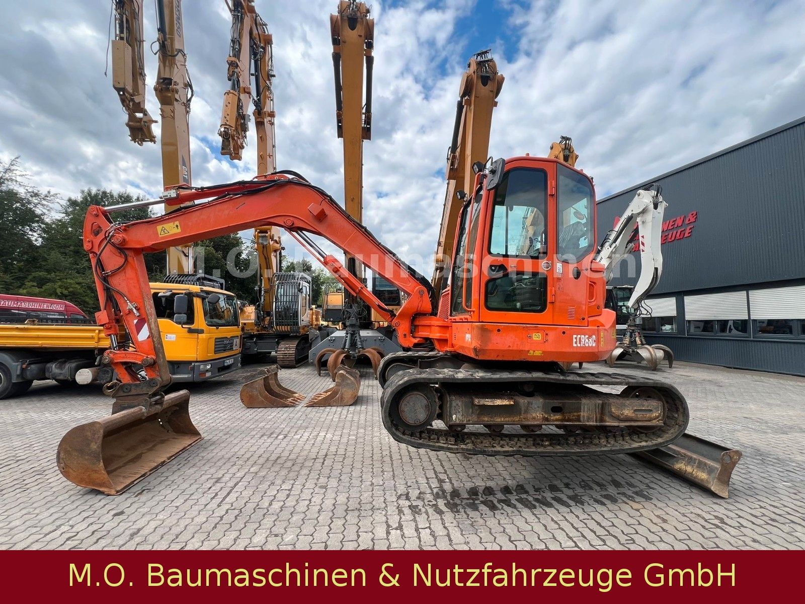 Fahrzeugabbildung Volvo ECR 88 D / SW / AC /