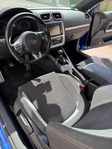 Volkswagen Scirocco 2.0 TSI - - blaue Volkswagen Scirocco