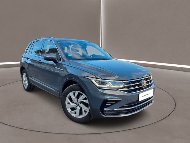 Volkswagen Tiguan Elegance*VOLLDGTL*NAVI*PANO*