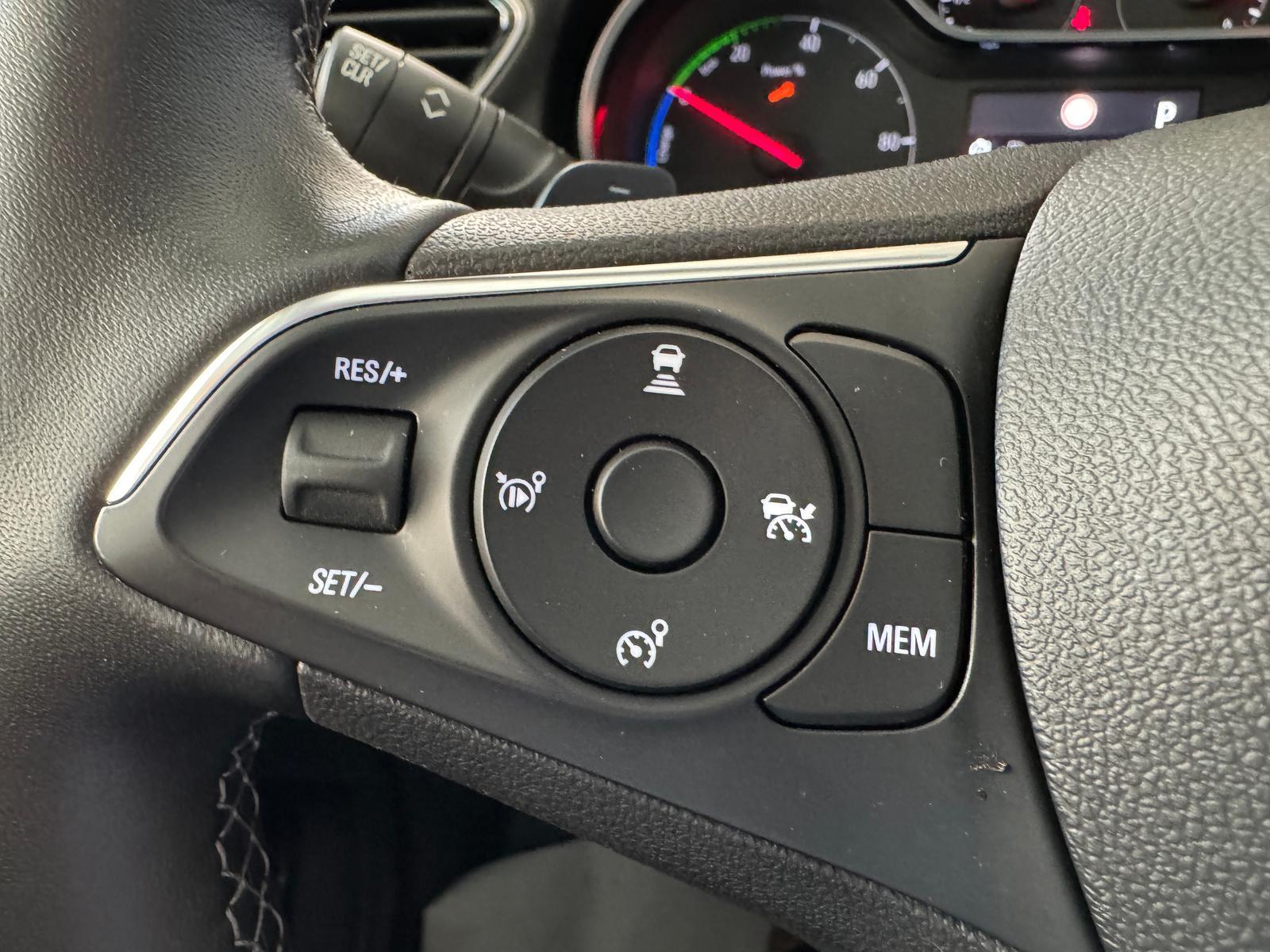 Opel Grandland Ultimate Plug-in-Hybrid 4 - LED/ACC