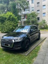 Audi Q5 2.0 TFSI S tronic quattro sport sport - Audi Q5 mit Benzin-Antrieb: Schwarz