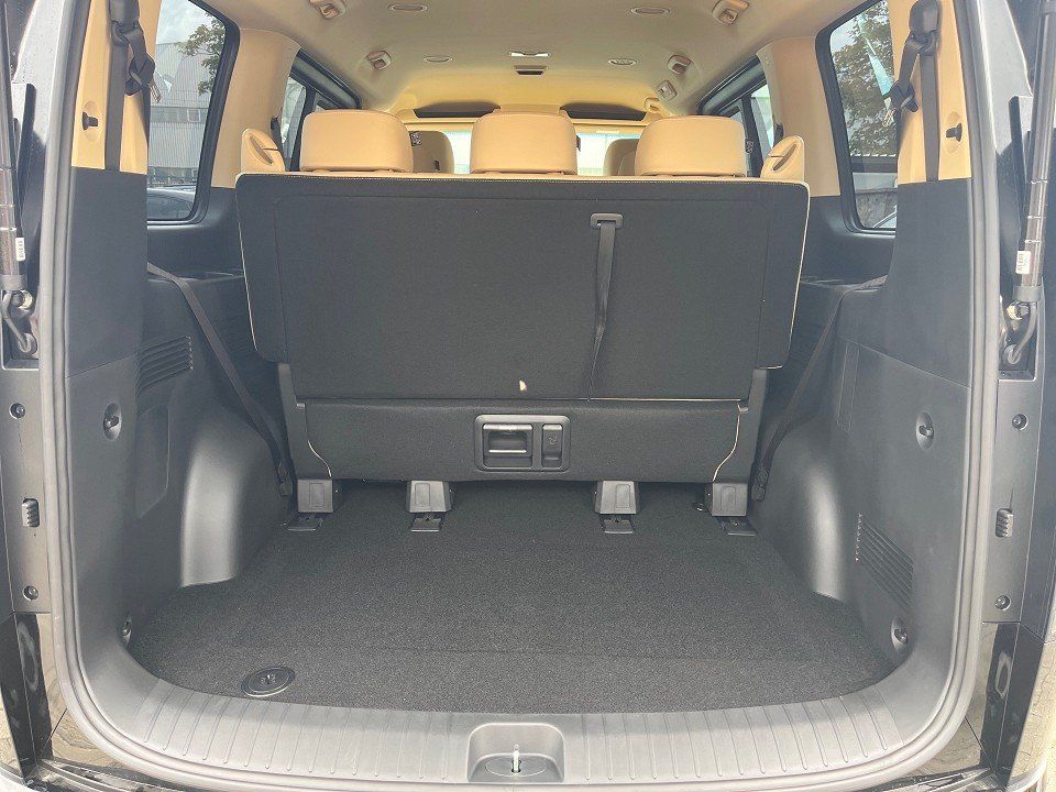 Fahrzeugabbildung Hyundai STARIA Hybrid 9-Sitzer Prime