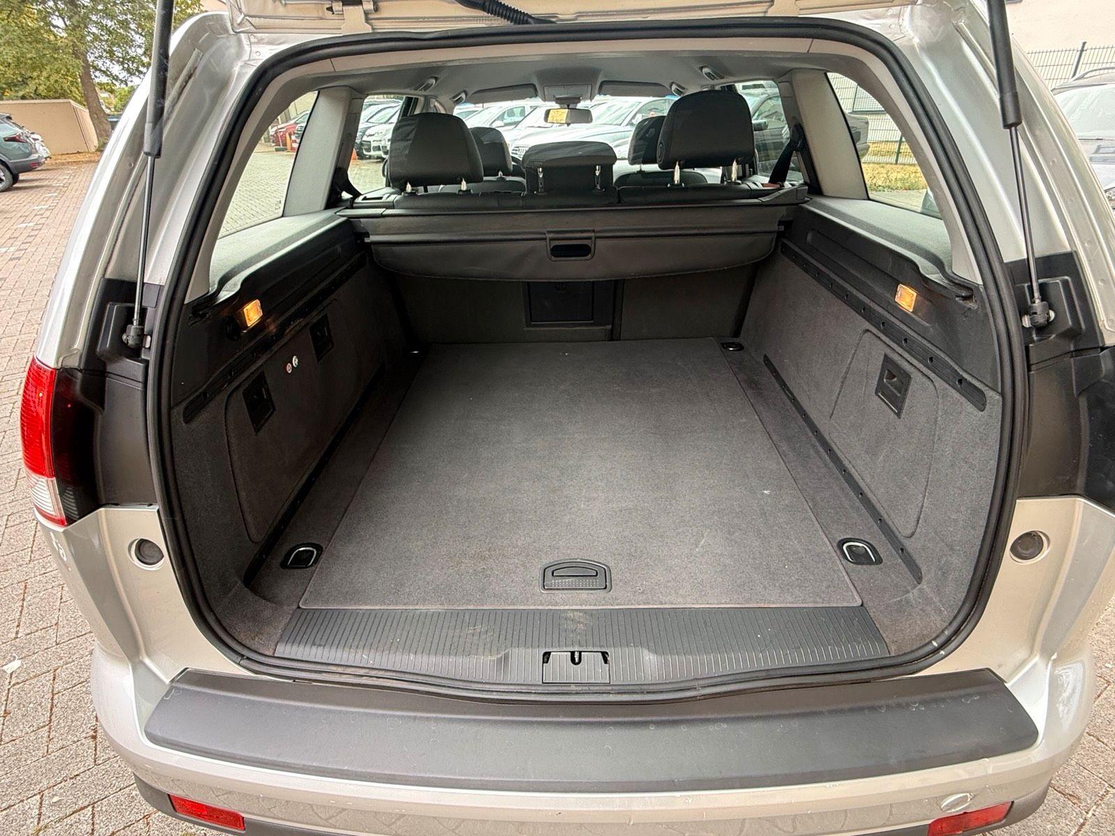 Opel Vectra 2009 — photo 12