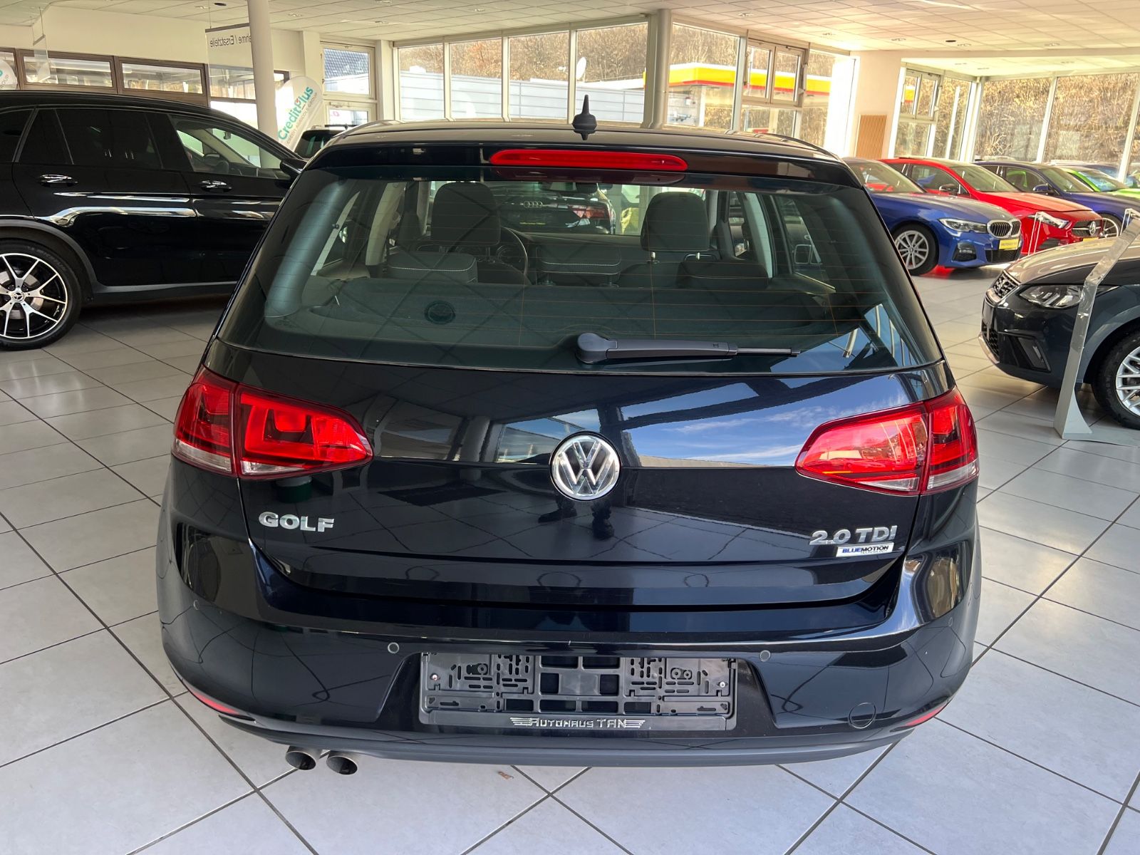 Fahrzeugabbildung Volkswagen Golf VII Lim. 2.0 TDI Highline BMT