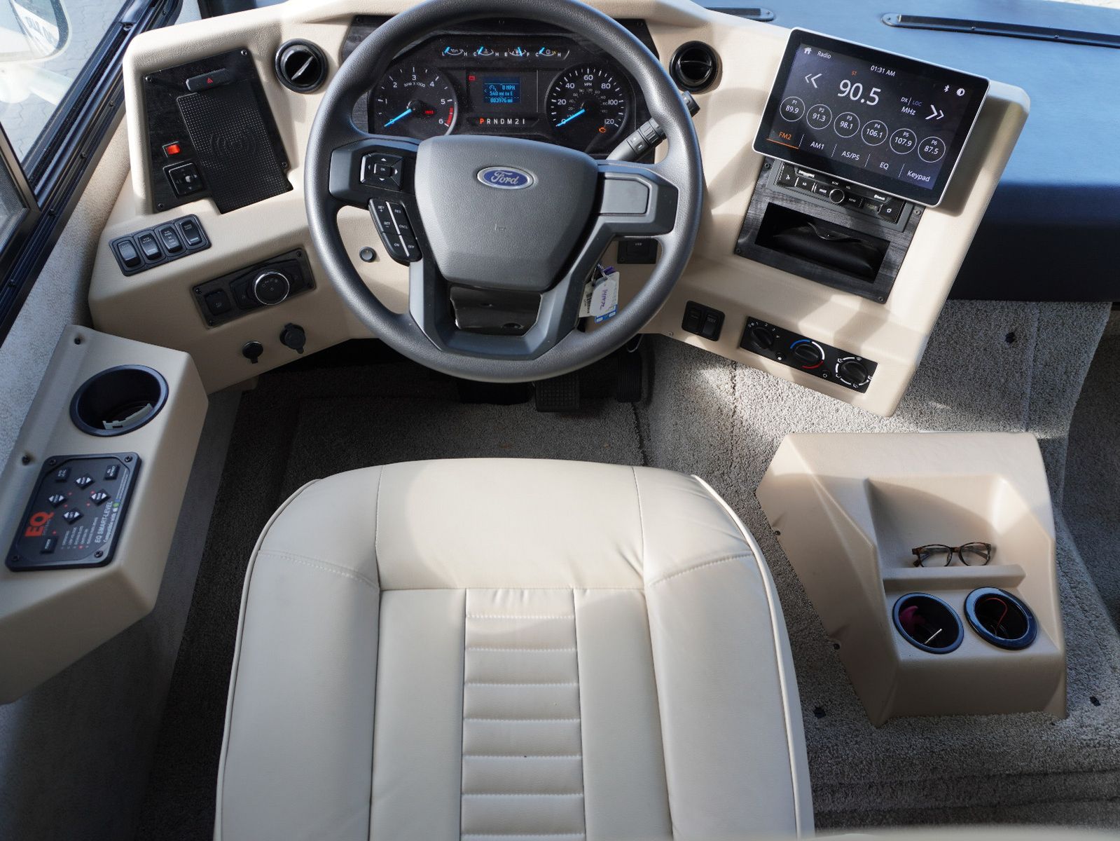 Fahrzeugabbildung Ford Newmar Bay Star 3626 Class A