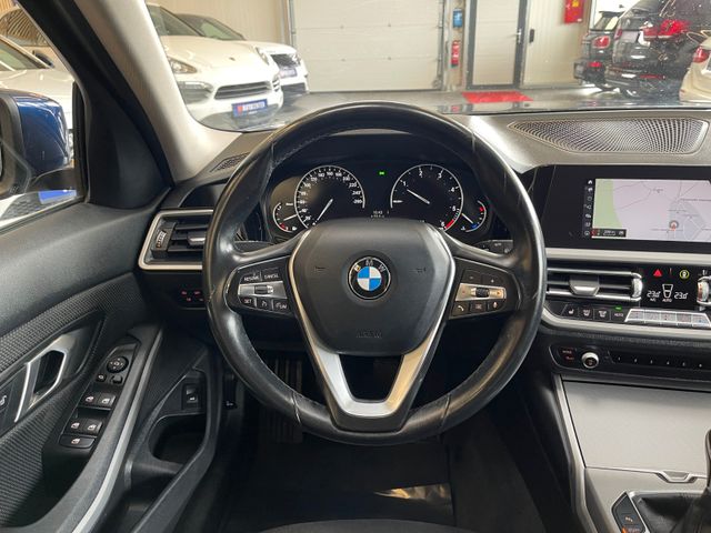 BMW 318d Touring *1.HAND*19%*NAVI*LED*AHK*