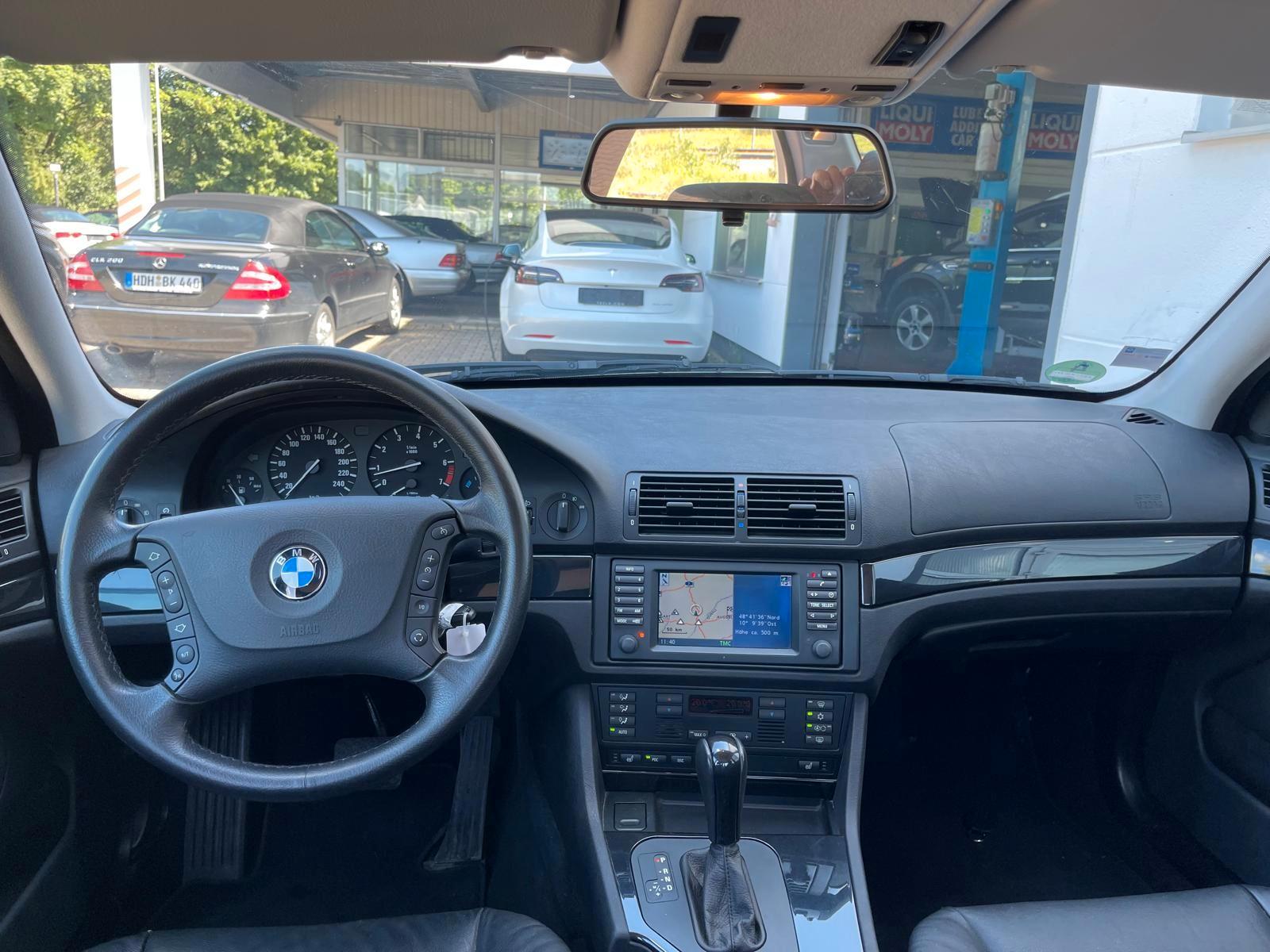 BMW 520i A Exclusive/Leder/eSD/Navi/Liebhaberauto