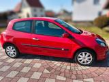 Renault Clio 1.2 16V 55kW + neue Allwetterreifen  - Renault Clio aus 2007: 1.2