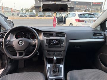 Volkswagen Golf - 12