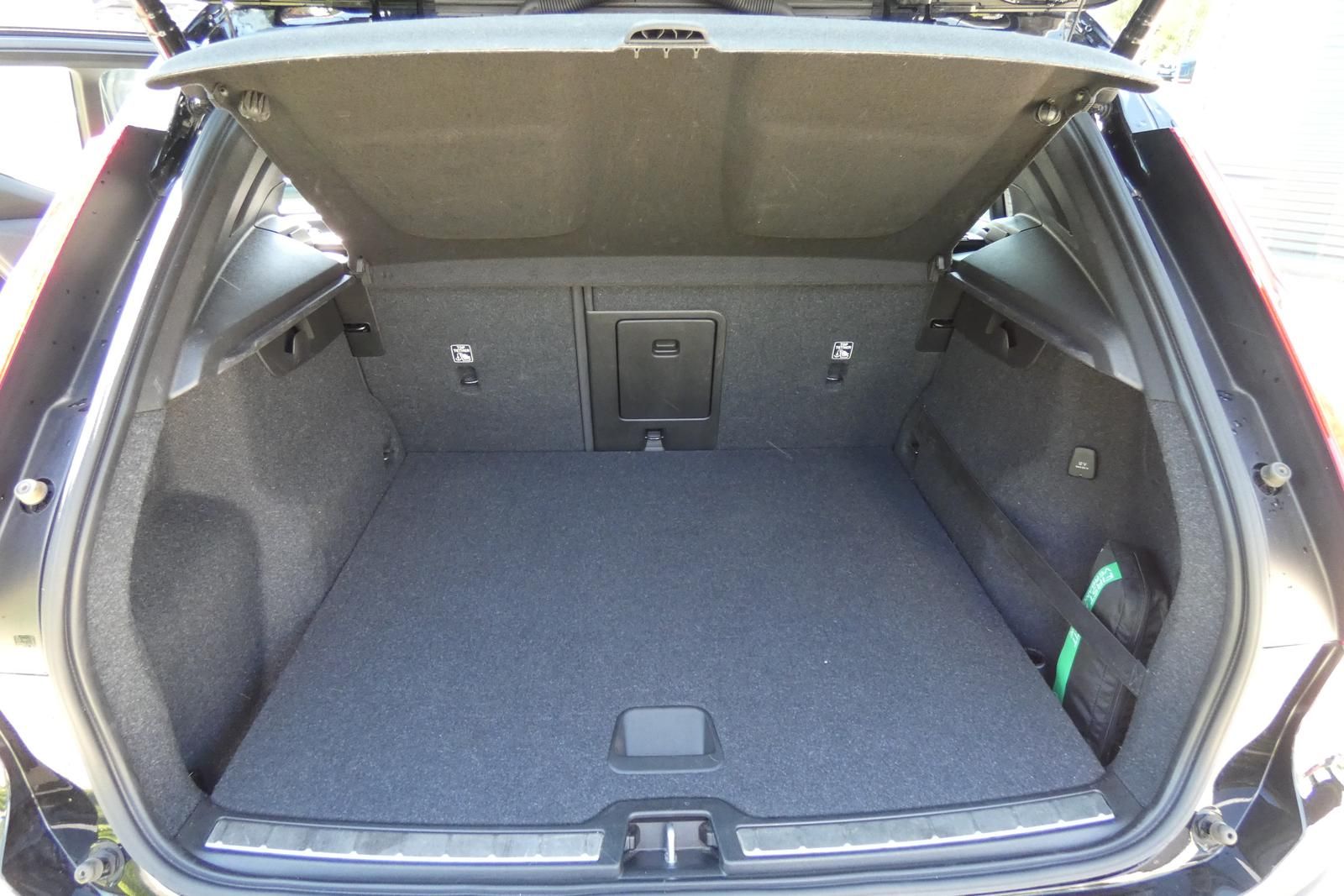 Volvo XC40 T3 Inscription #LEDER #DAB+ #AHZV #LED foto 20