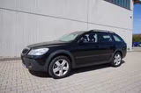Skoda Octavia Combi 2.0TDI Scout 4x4 Tempomat 1. Hand - Skoda Octavia aus 2012 mit Diesel-Antrieb: Kombi