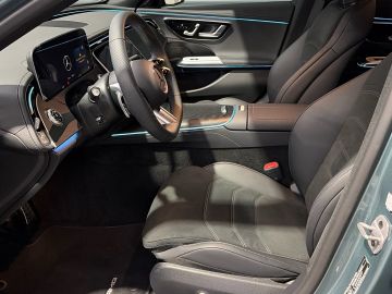 Mercedes E 200 - 12