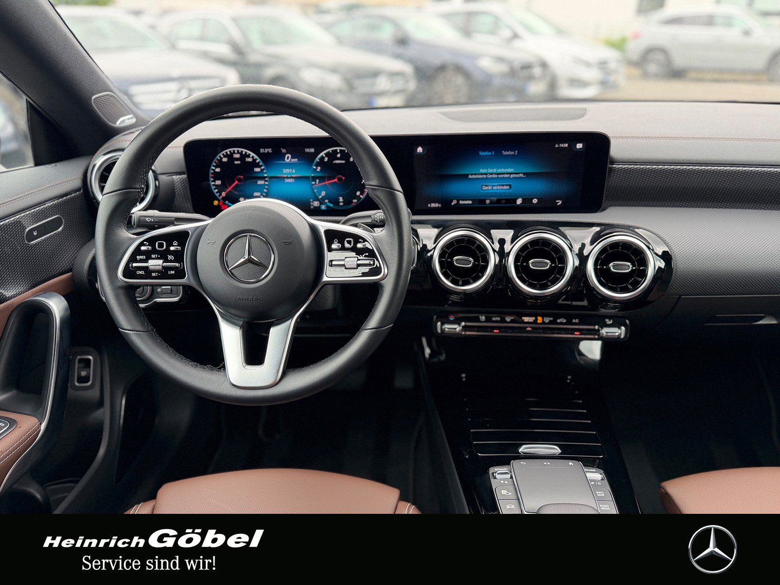 Fahrzeugabbildung Mercedes-Benz CLA 180 Progressive (EURO 6d)