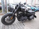 Harley-Davidson Sportster XL 1200 Forty-Eight LED - Offers