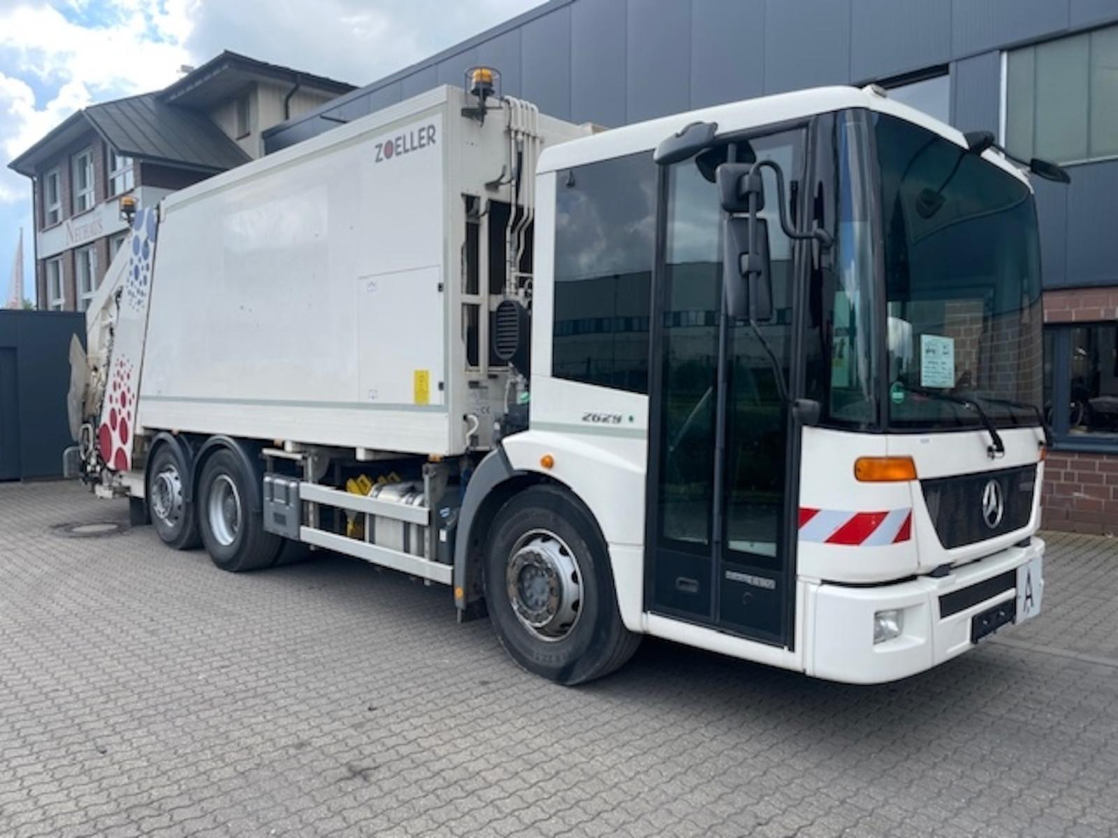 Mercedes-Benz 2629 6x2 Econic Zöller XXL/Taschenbehälter