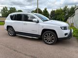 Jeep Compass 2.4 Limited 4WD Modell 2014 - Jeep Compass mit Benzin-Antrieb: Allradantrieb, Geländewagen, Automatik, 2.4