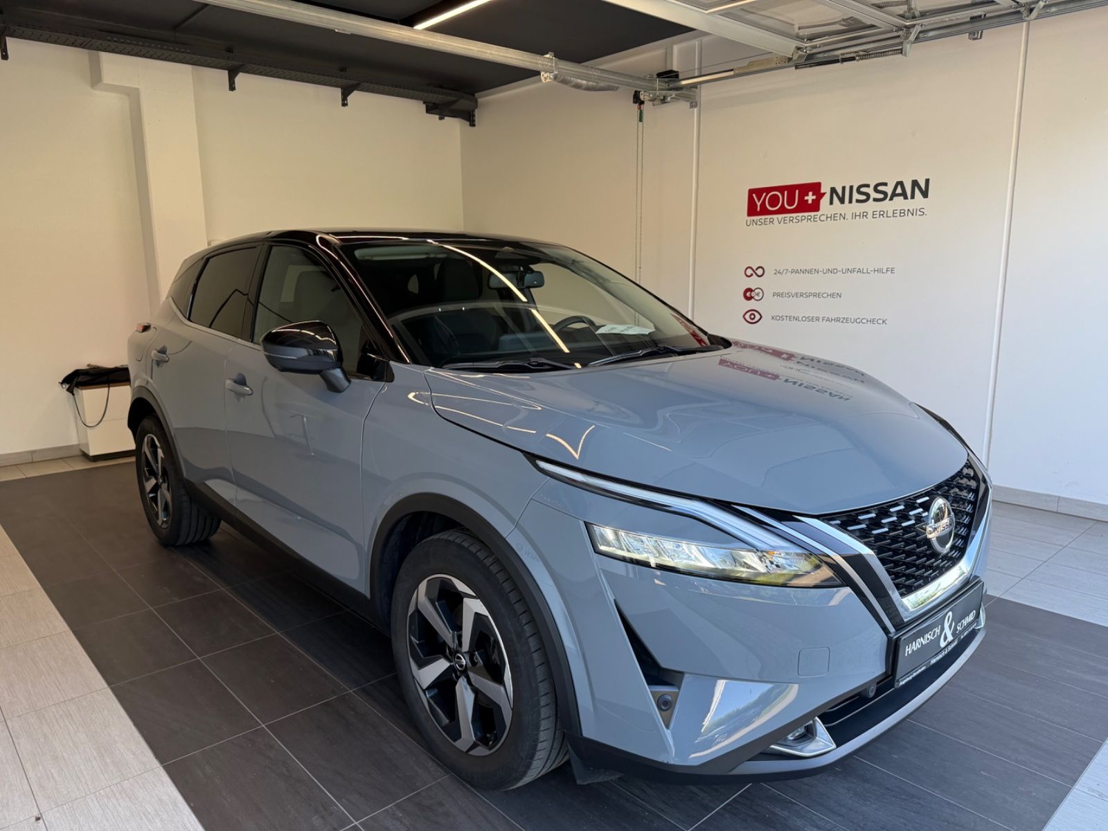 Fahrzeugabbildung Nissan Qashqai N-Con.AT Allrad,Winter-,Business-P.