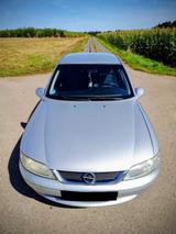 Opel Vectra 1.8 16V - - gebrauchte Opel Vectra aus dem Jahr 2000