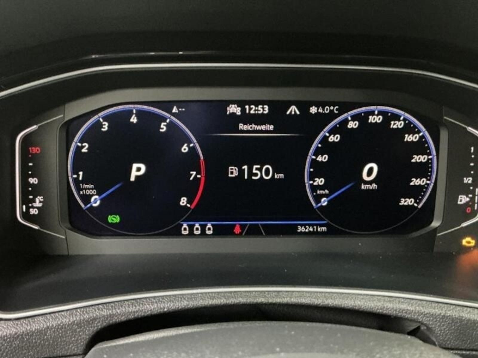 Fahrzeugabbildung Volkswagen T-Roc R 4Motion DSG BLACK DESIGN BEATS SOUND ACC