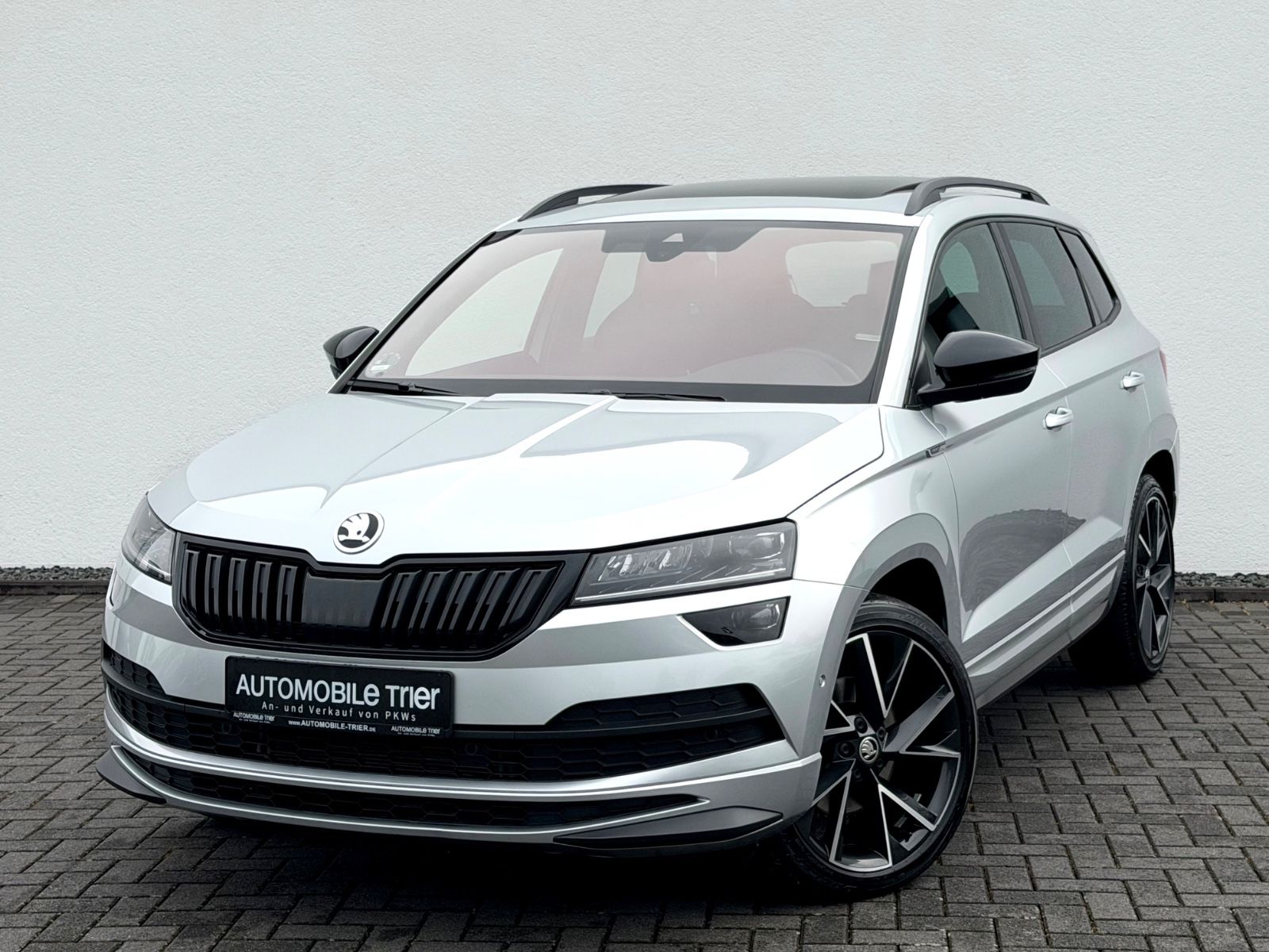 Skoda Karoq Sportline 2.0 TSI DSG 4x4 PANO LED ACC AHK