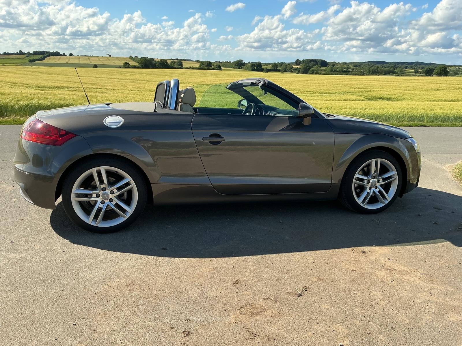 Audi TT Roadster 1.8 TFSI S tronic 
