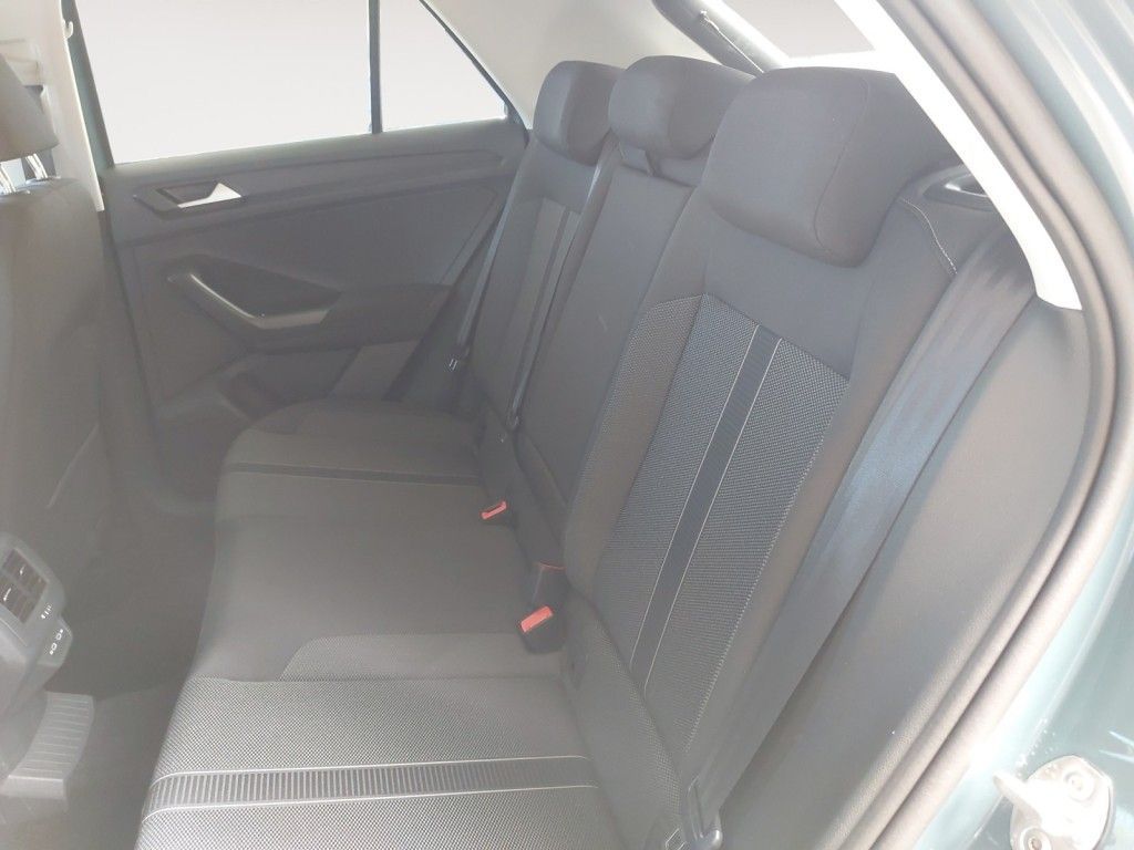 Fahrzeugabbildung Volkswagen T-Roc 1.5 TSI Life AHZV Standheizung