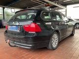 BMW 318i Touring Steuerkt.Neu/PDC/TÜV/AHK/SHZ - BMW 318 aus 2010: Kombi, 318i