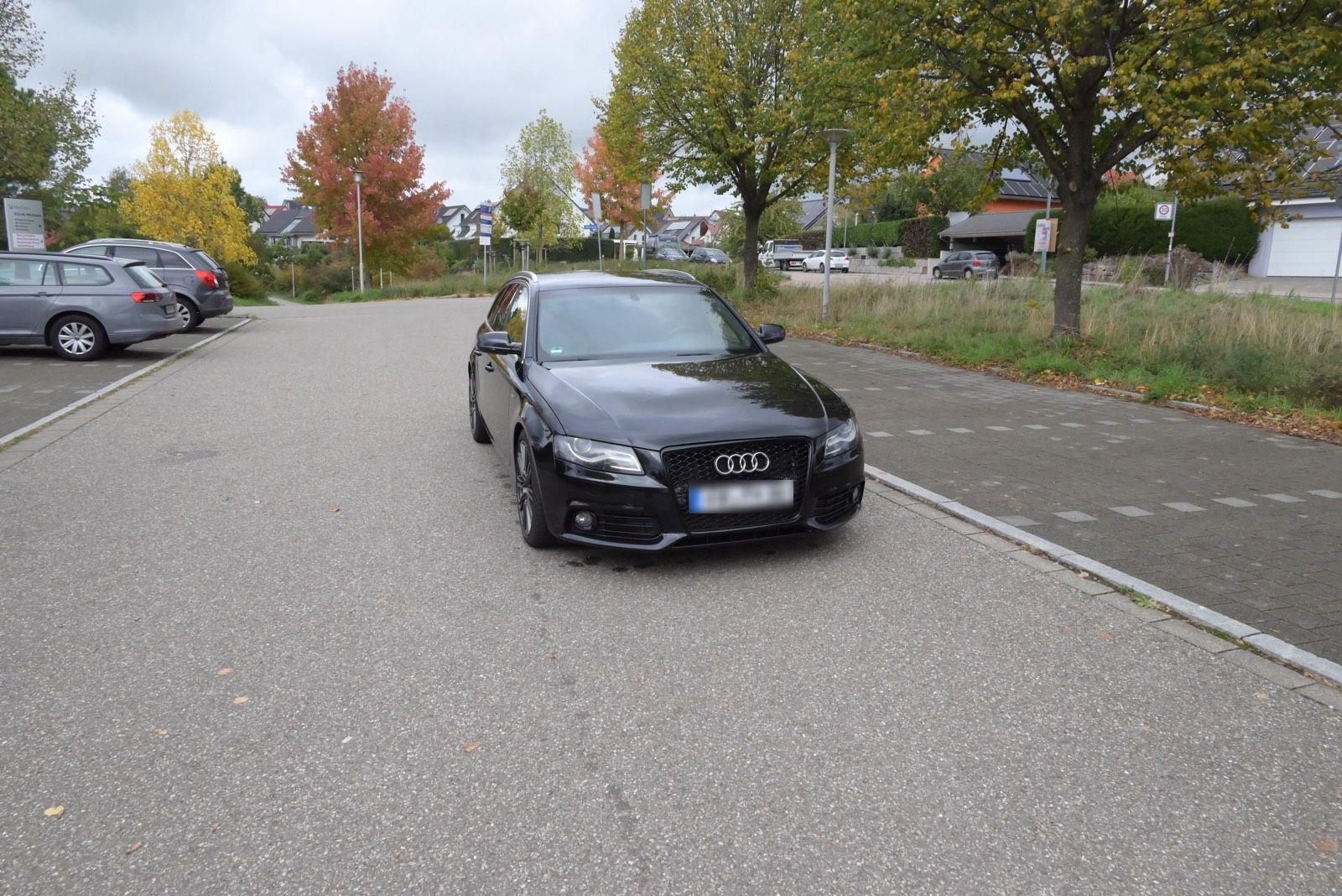 Audi A4 2011 — вигляд ззаду