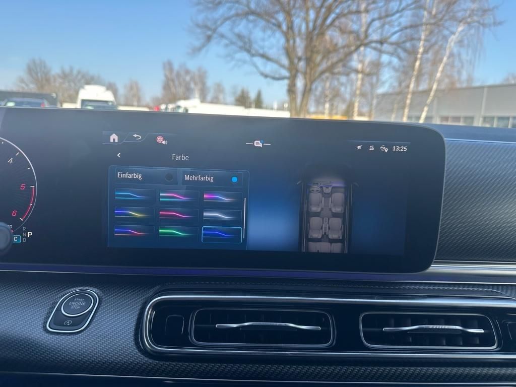 Fahrzeugabbildung Mercedes-Benz V 300 d 4MATIC STYLE Lang AIRMATIC AMG PANO STHZ