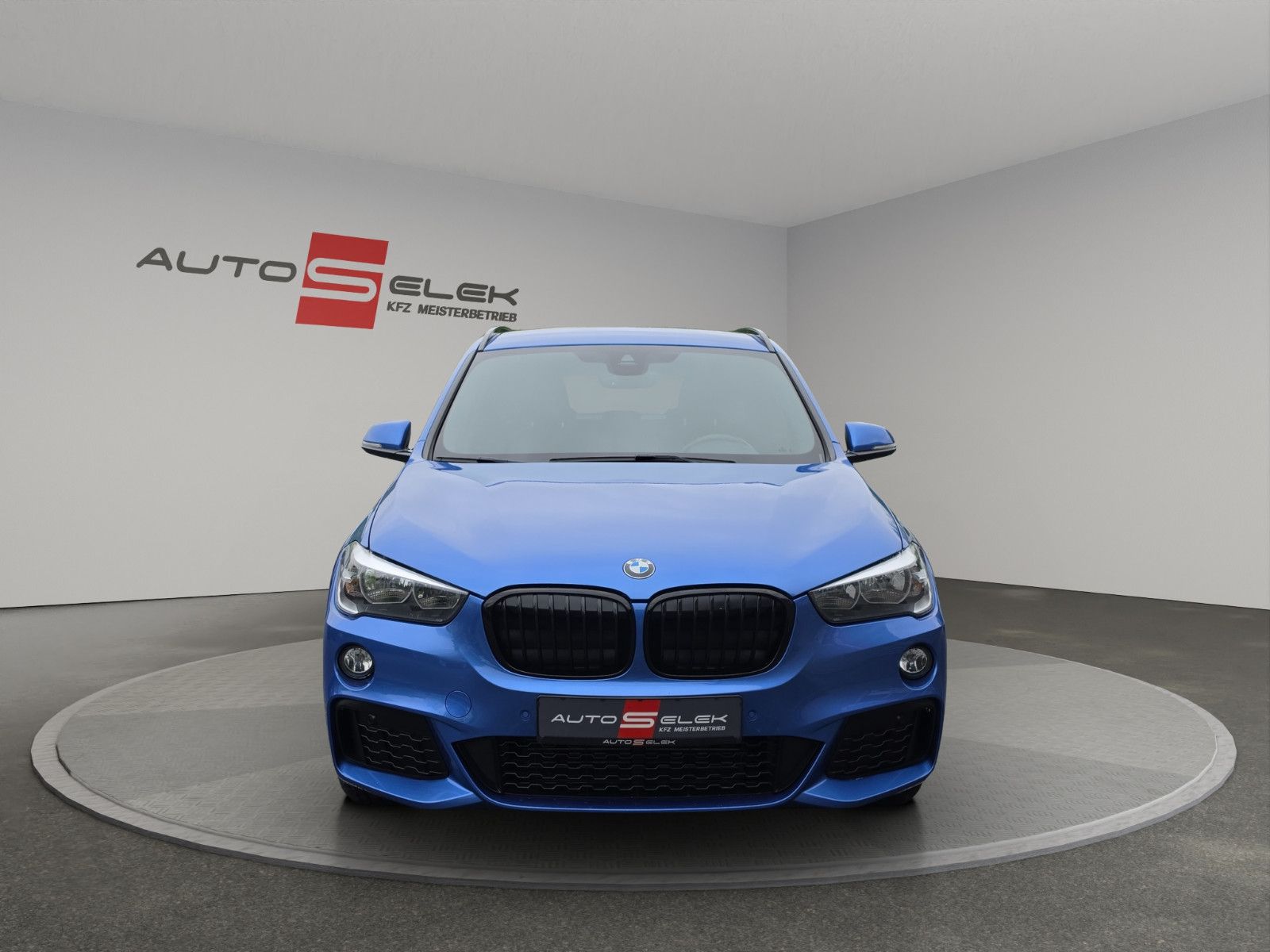Fahrzeugabbildung BMW X1 xDrive 20 d M-Sport Automatik