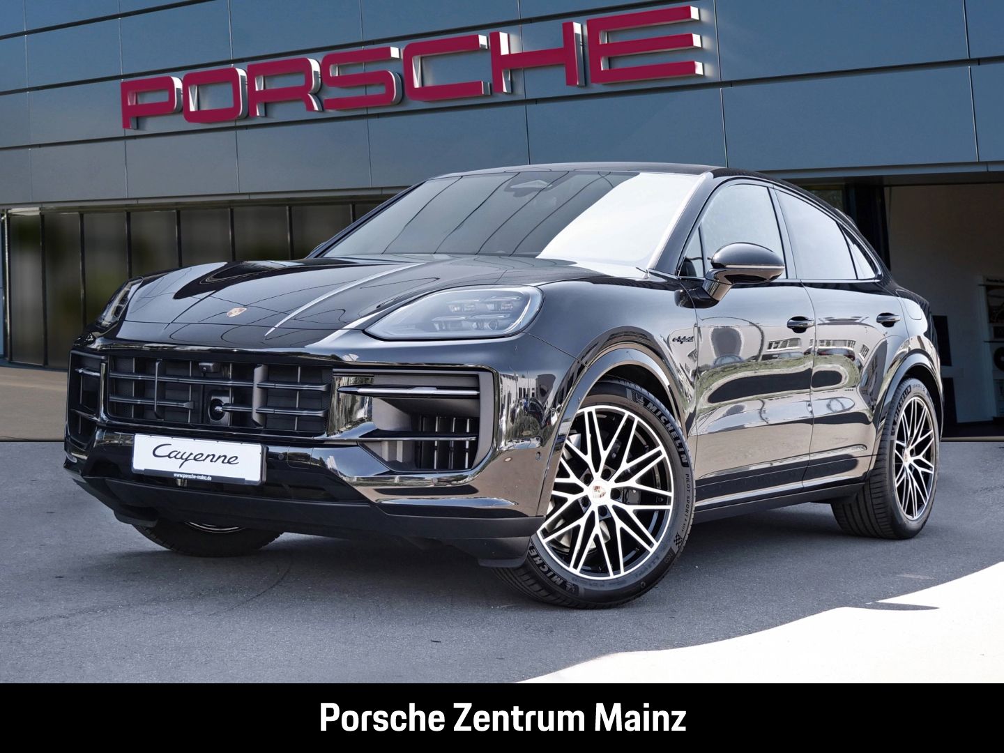 Porsche Cayenne E-Hybrid Coupe Black Edition HA-Lenkung