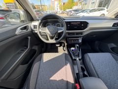 Fahrzeugabbildung T-Cross Move TSI 110 DSG